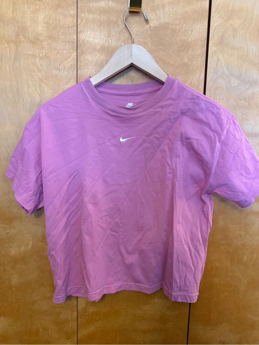 Nike Pink Women's Swoosh Crew Crop Tee Size XLarge